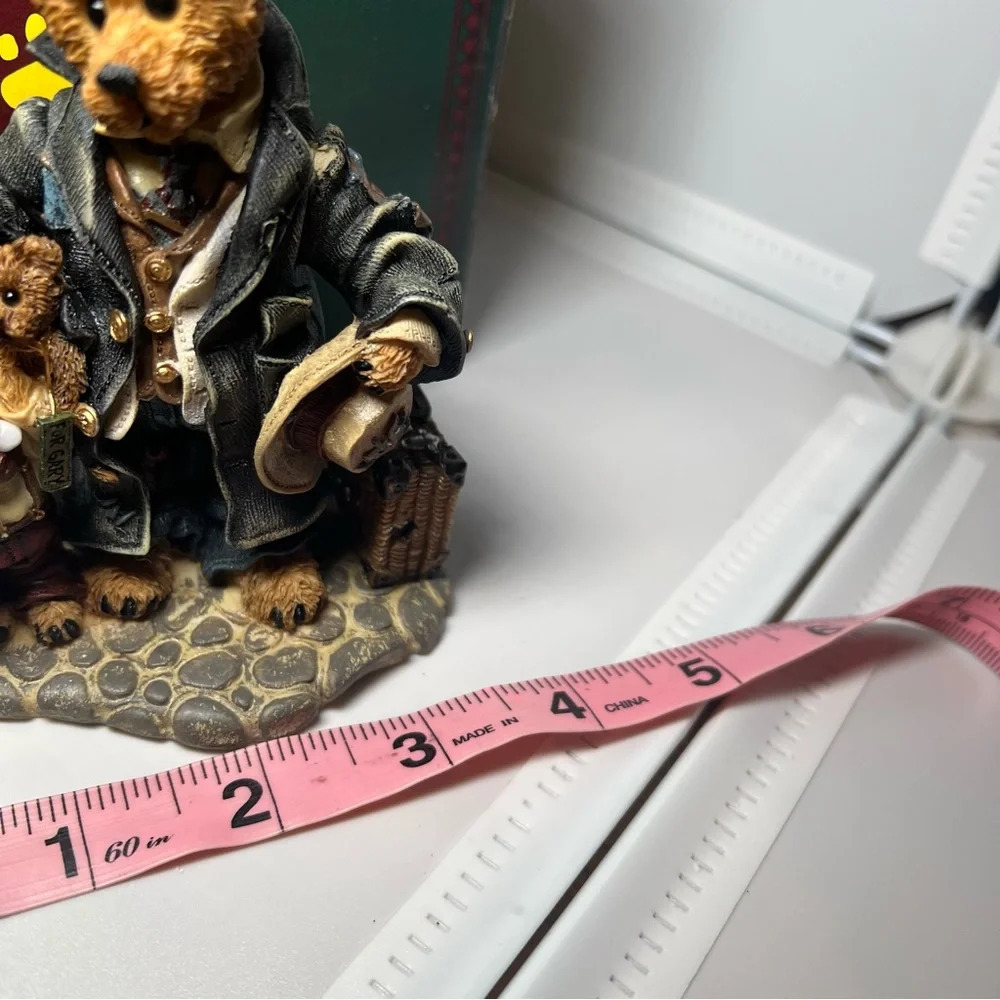Boyds Bears & Friends Uncle Gus and Gary The Gift... Bear Figurine 1997 Boxed - Picture 8 of 9